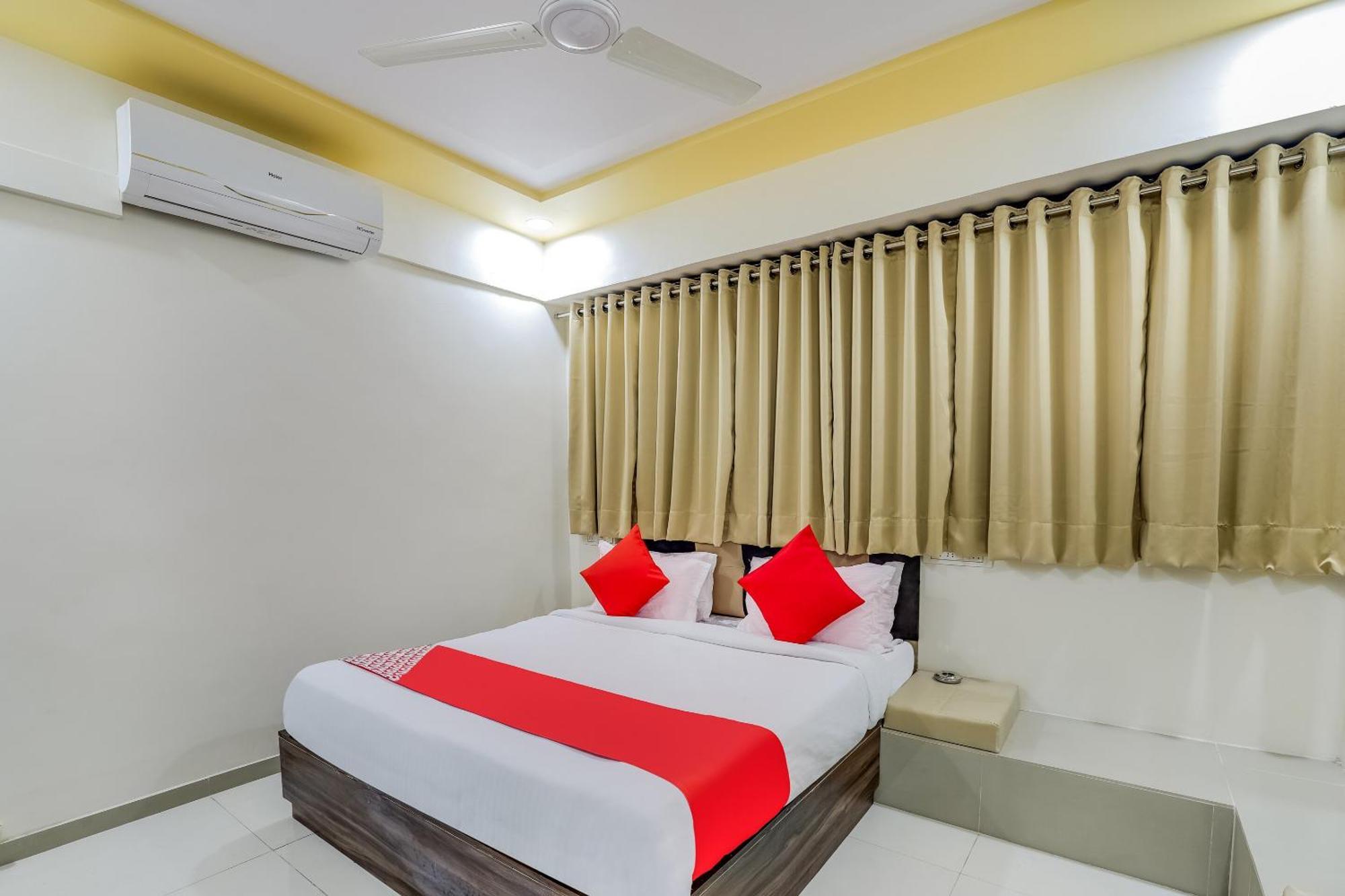 Collection O Hotel Alice Ahmedabad Exterior photo